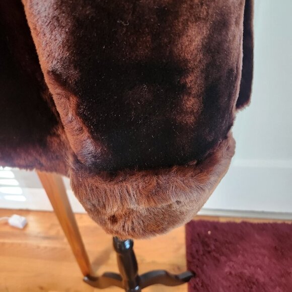 Luxurious Faux Fur Brown Short Coat Sz M - Picture 10 of 14
